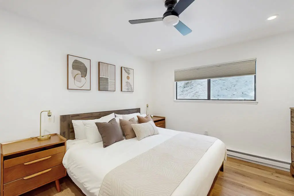 Modern Mountain Escape