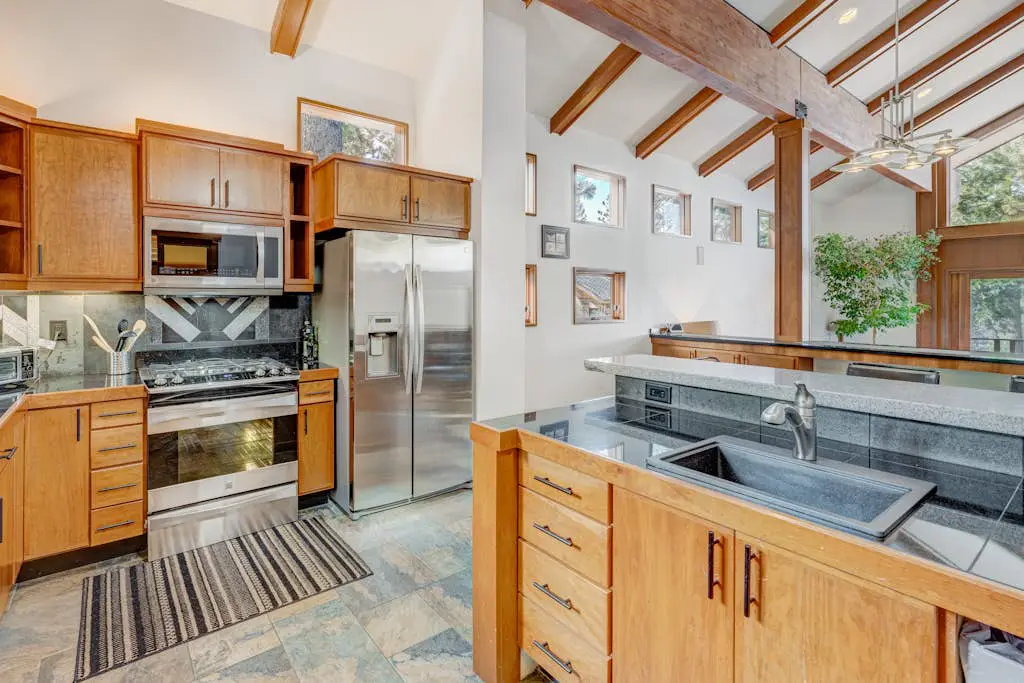Lakeview Hideaway