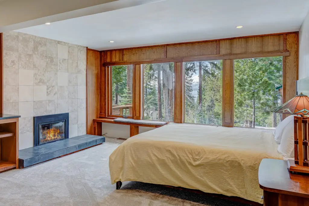 Lakeview Hideaway