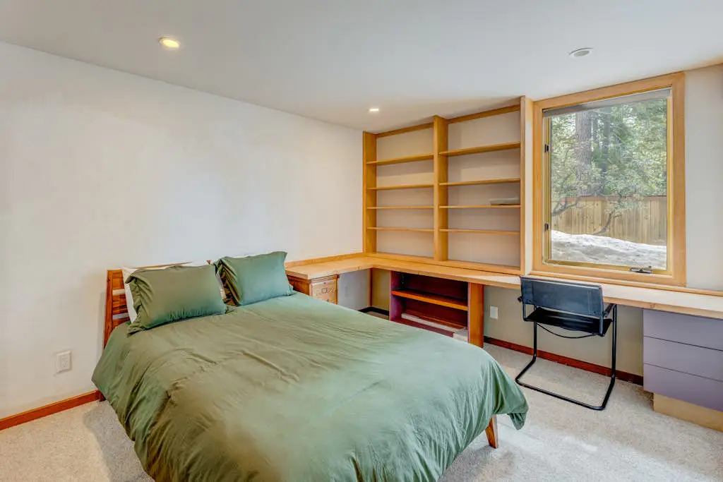 Lakeview Hideaway