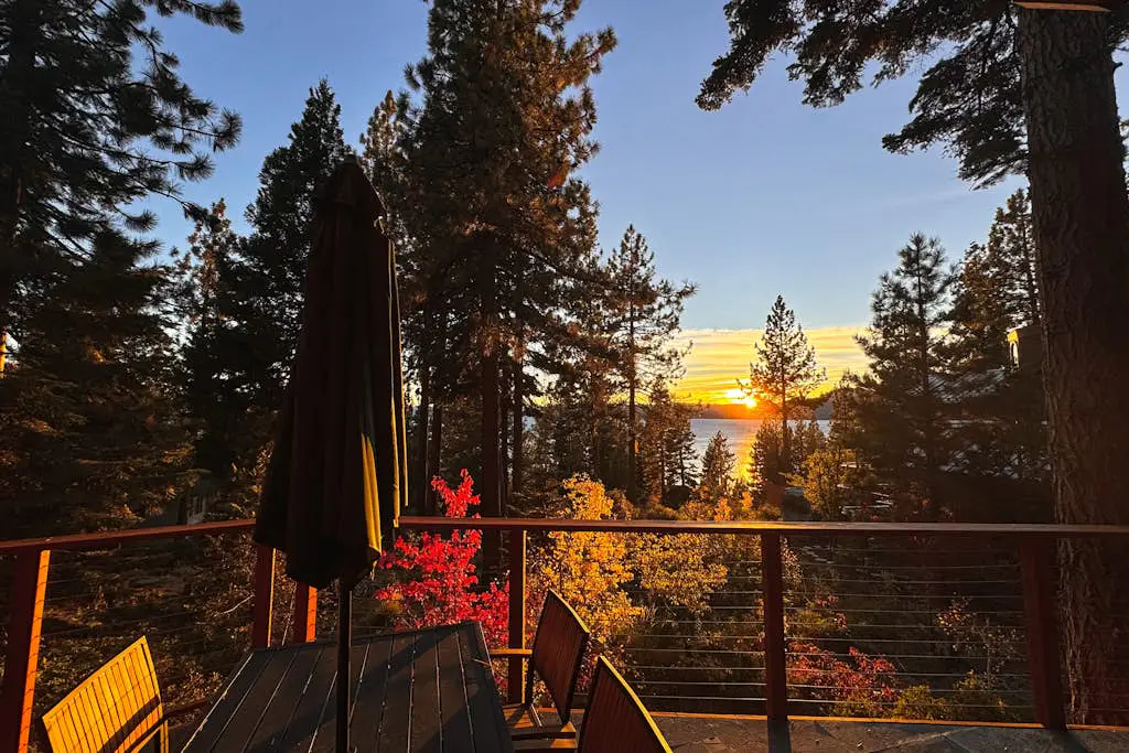 Lakeview Hideaway