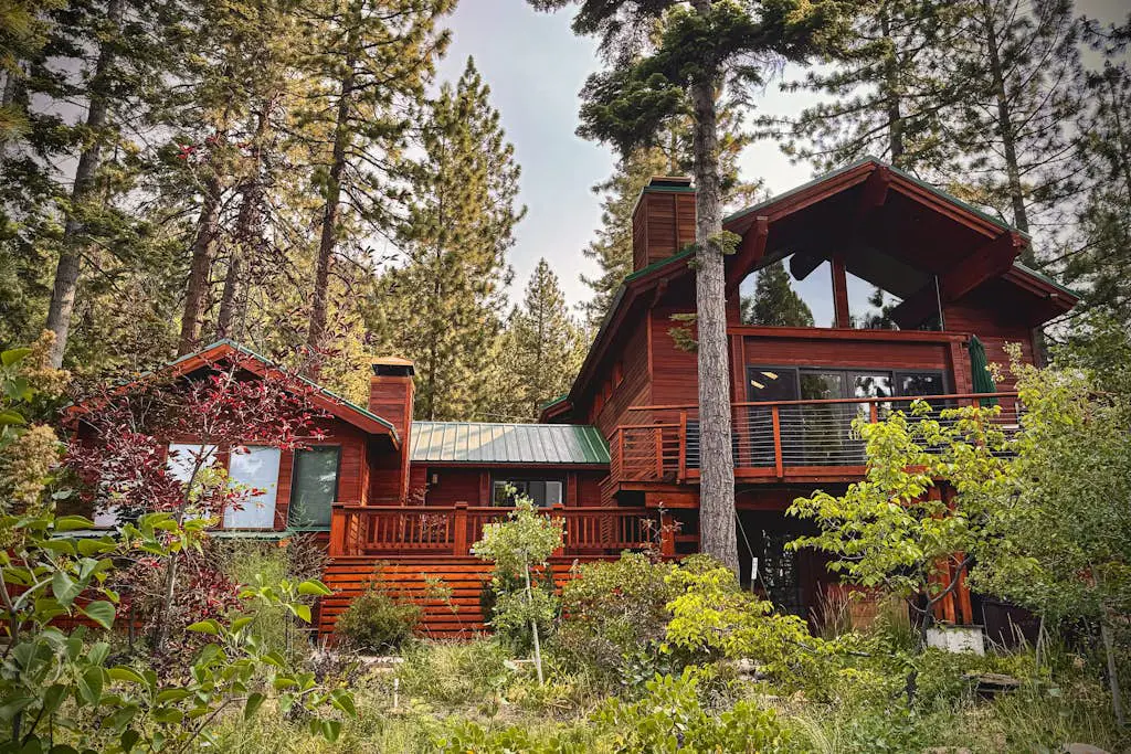 Lakeview Hideaway