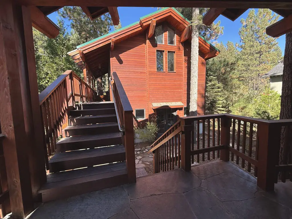 Lakeview Hideaway