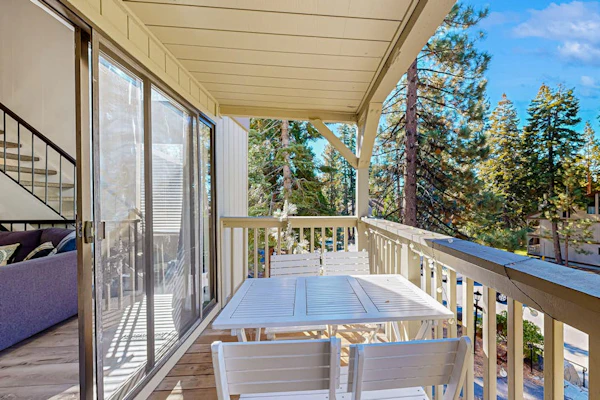 Beautiful condo with modern appliances, two decks, and shared pool