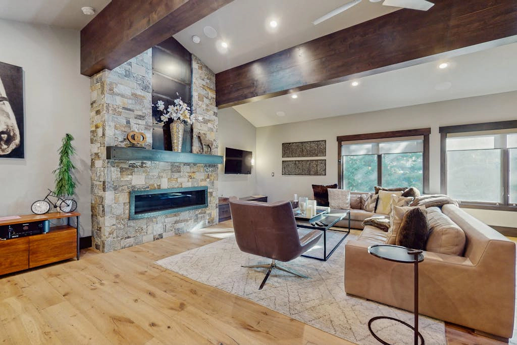 Upscale Incline Village Condo Across the Street from Lake Tahoe