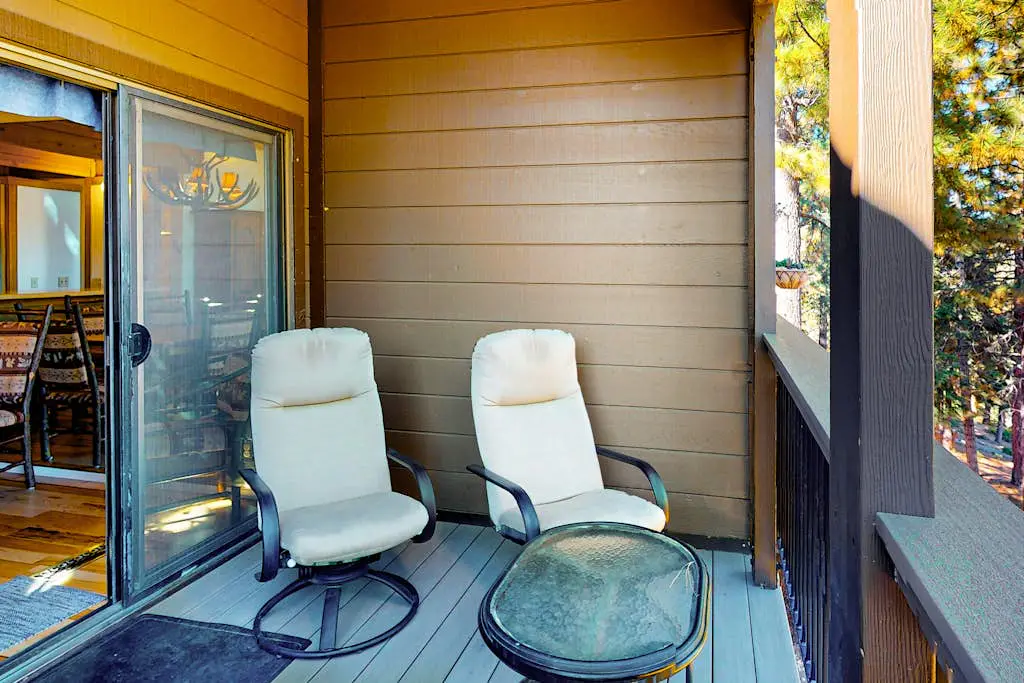 Fine lodge near skiing with futon & ski locker