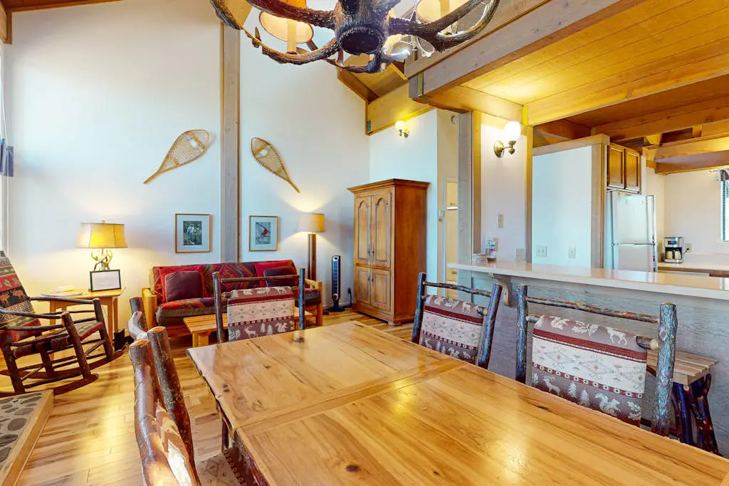 Fine lodge near skiing with futon & ski locker