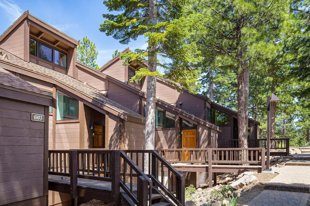 Fine lodge near skiing with futon & ski locker