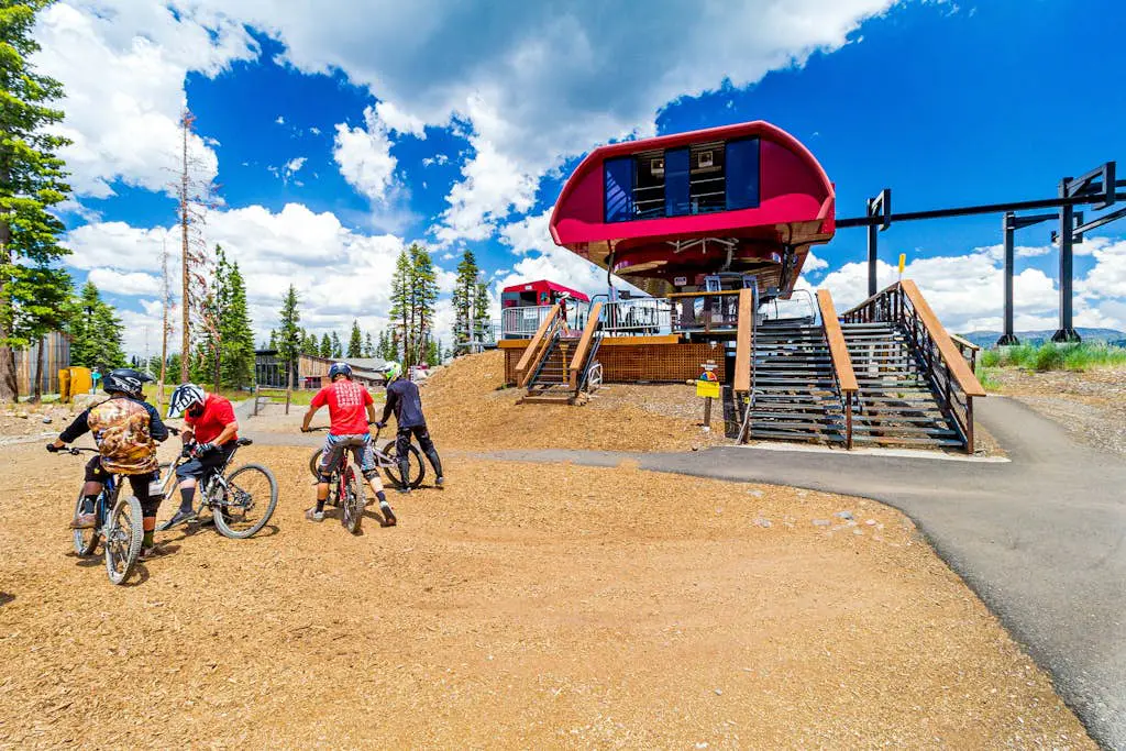 Fine lodge near skiing with futon & ski locker