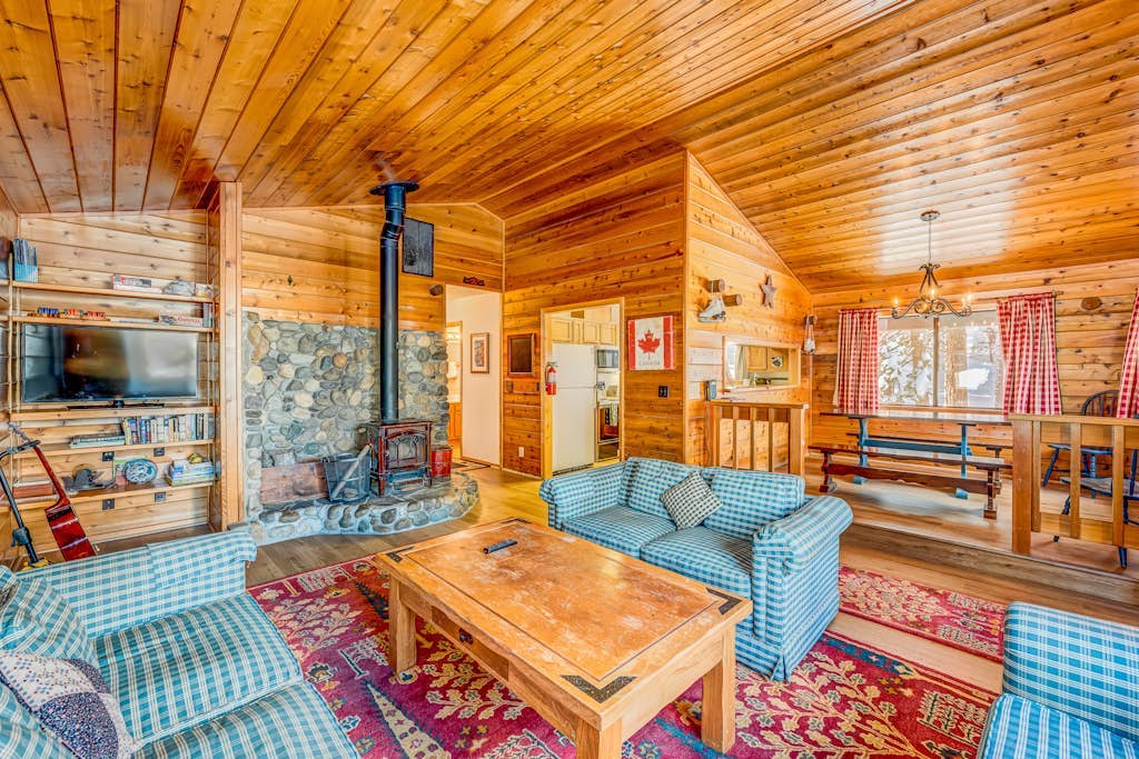 Fun home with game room - near on-site golf, pools & hot tub