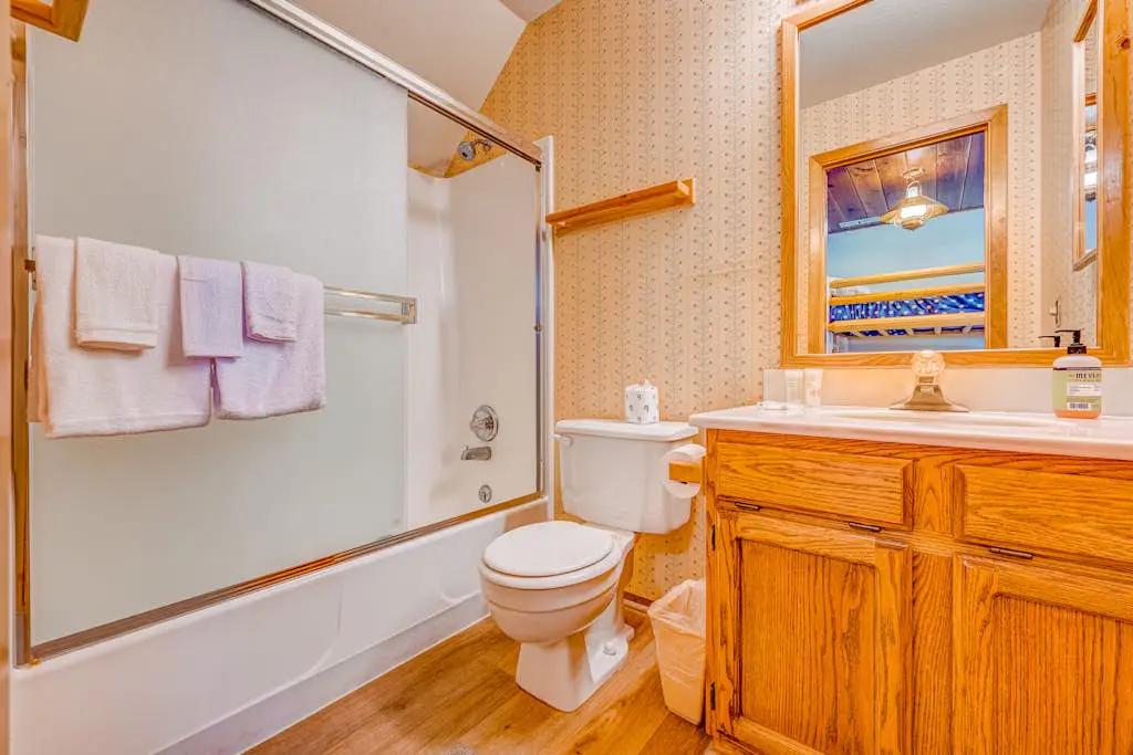 Fun home with foosball table - near on-site golf, pools & hot tub