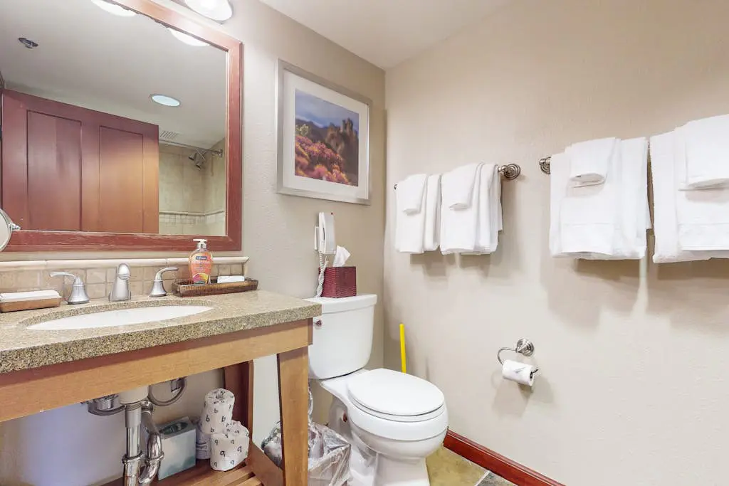 Everline Resort & Spa 806 & 808