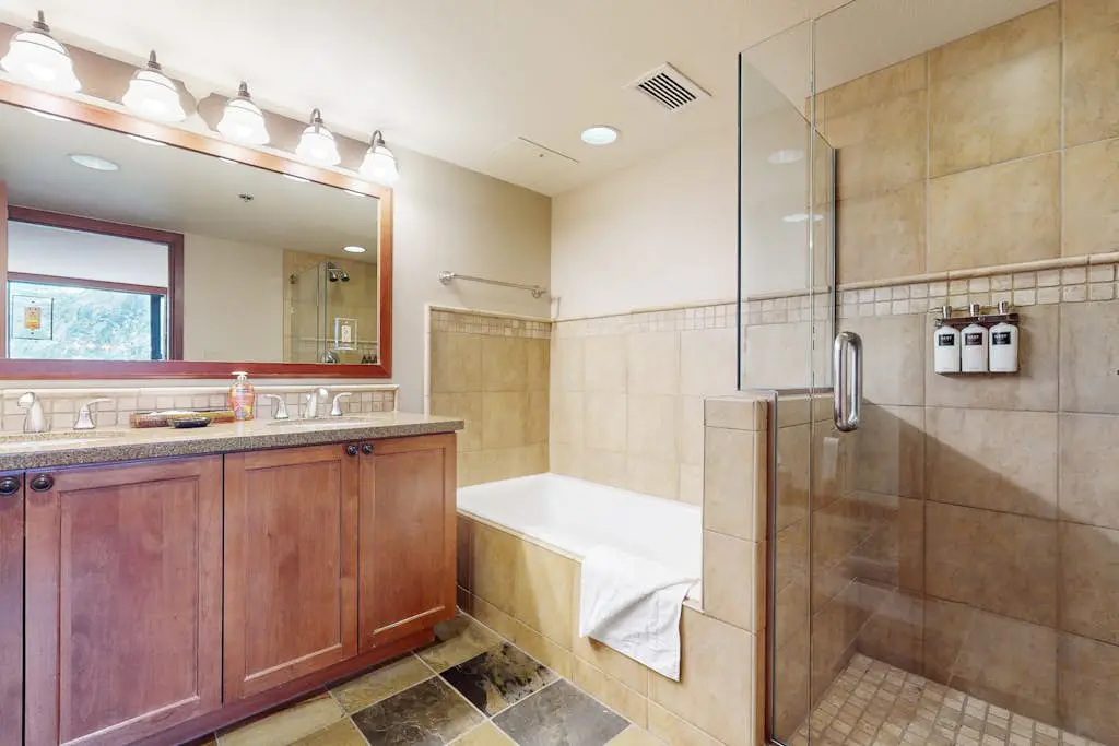 Everline Resort & Spa 806 & 808