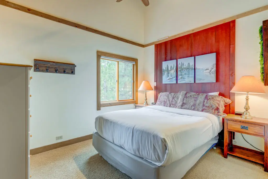 Cheery Gold Bend Family Condo