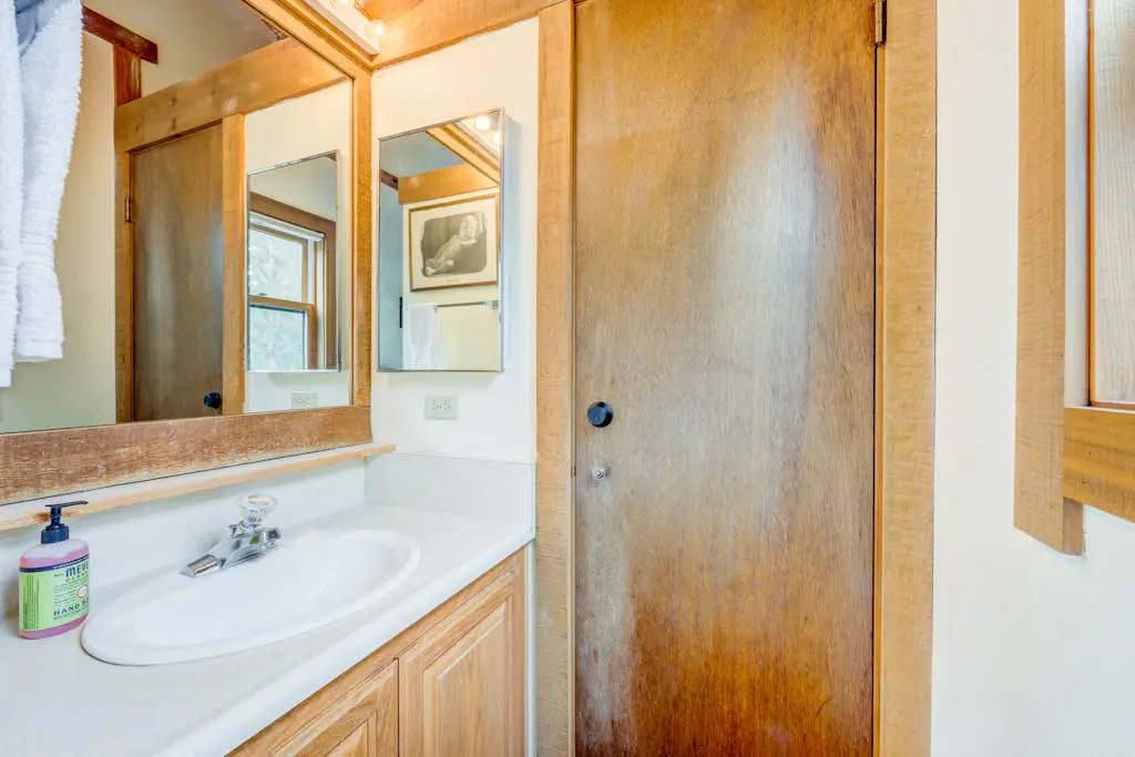 Cheery Gold Bend Family Condo