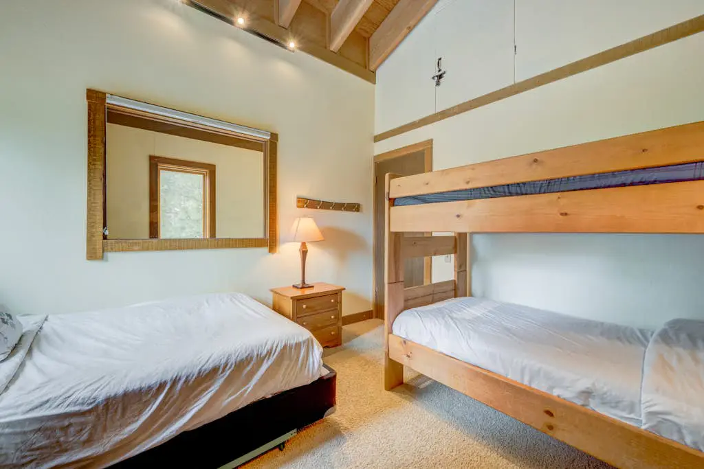 Cheery Gold Bend Family Condo