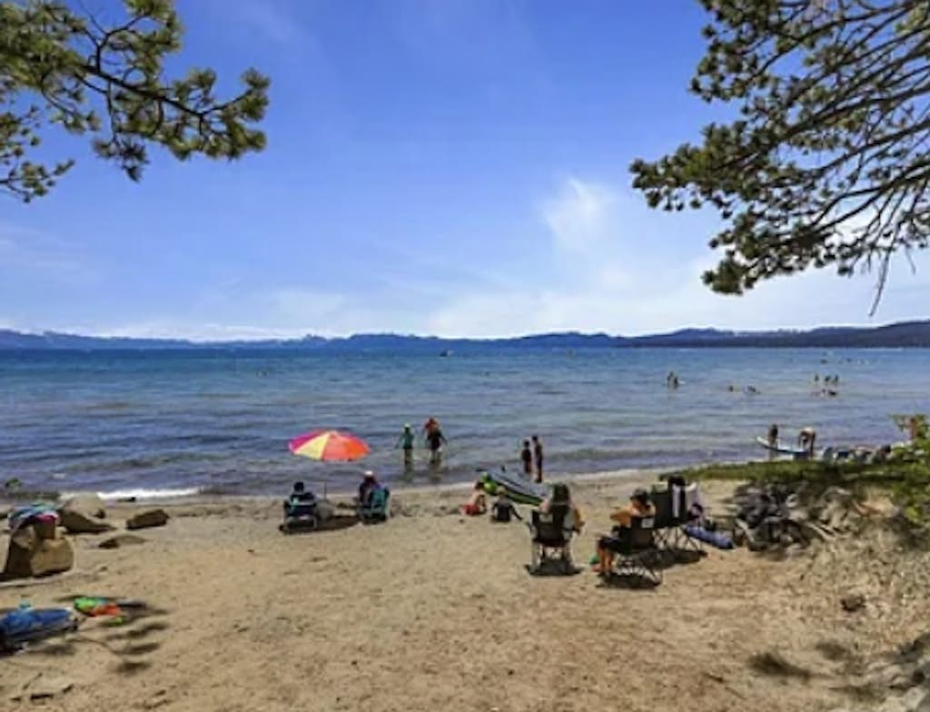 Creekside Comfort Meets Tahoe Adventure - Your Stylish Getaway in Kings Beach