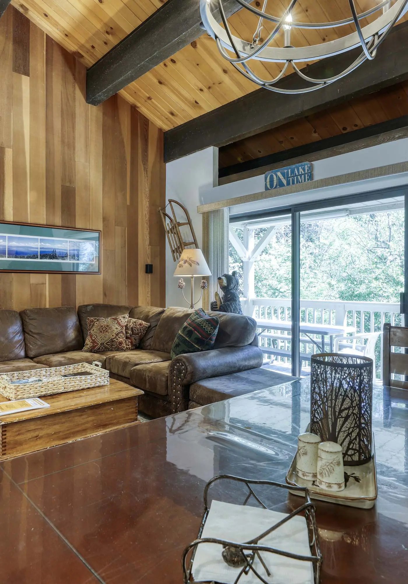 Creekside Comfort Meets Tahoe Adventure - Your Stylish Getaway in Kings Beach