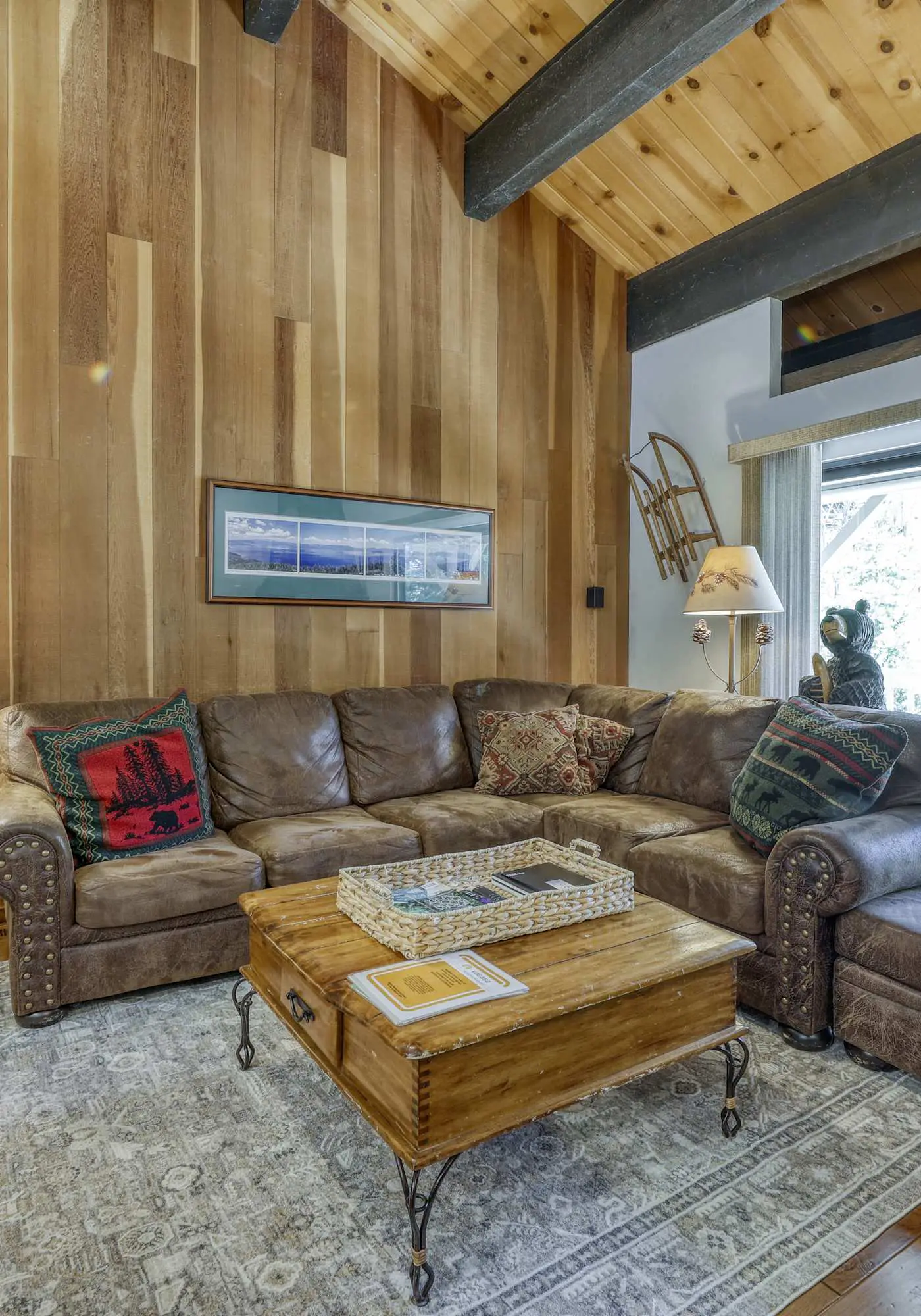 Creekside Comfort Meets Tahoe Adventure - Your Stylish Getaway in Kings Beach