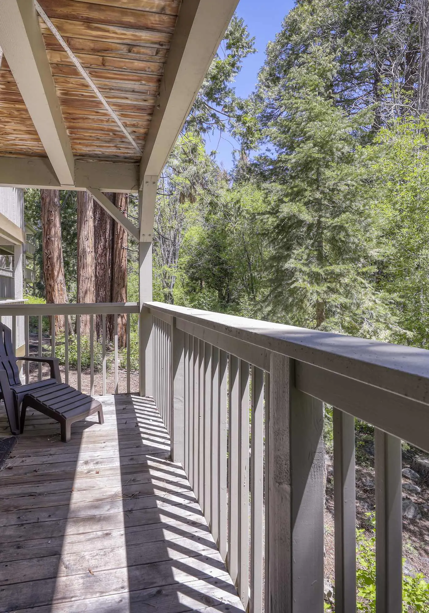 Creekside Comfort Meets Tahoe Adventure - Your Stylish Getaway in Kings Beach