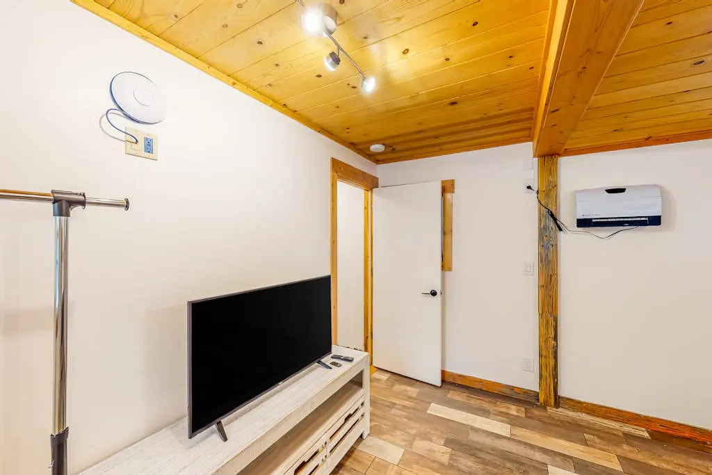 The Chalet at Kings Beach 9