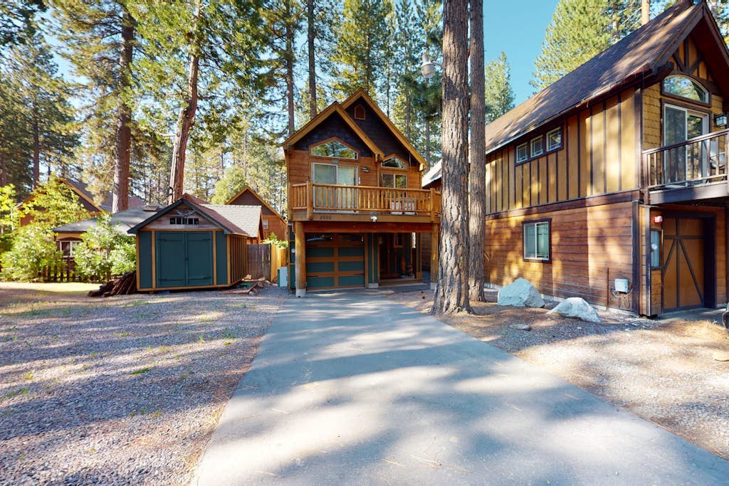House in Kings Beach with mountain views