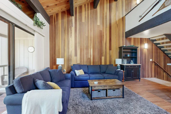 Creekside retreat with pool access, deck, fireplace, and high speed WiFi