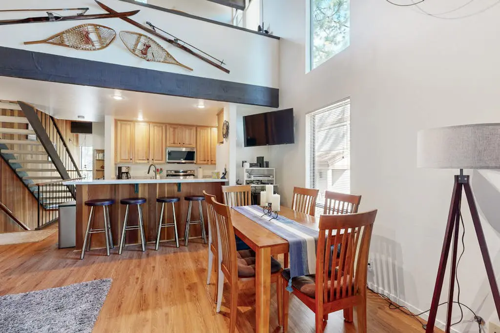 Creekside retreat with pool access, deck, fireplace, and high speed WiFi