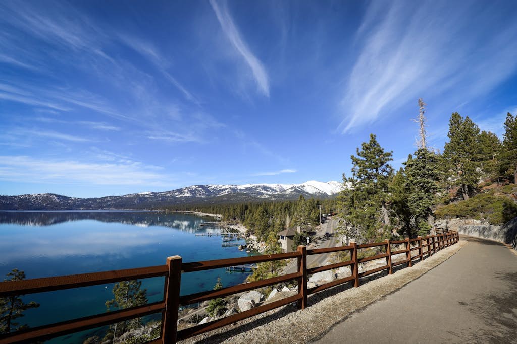 Cozy Family-Friendly Condo with Fenced Yard, Deck, BBQ, Walk to Shops