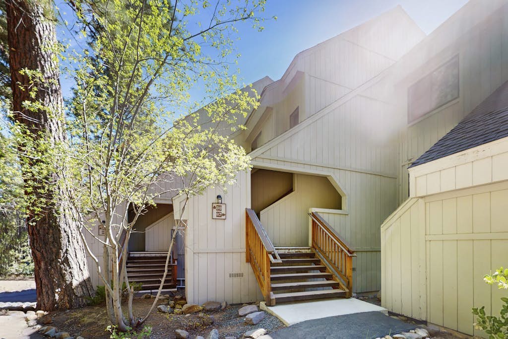 Conveniently located condo with loft, fully stocked kitchen, balcony, wifi & TV