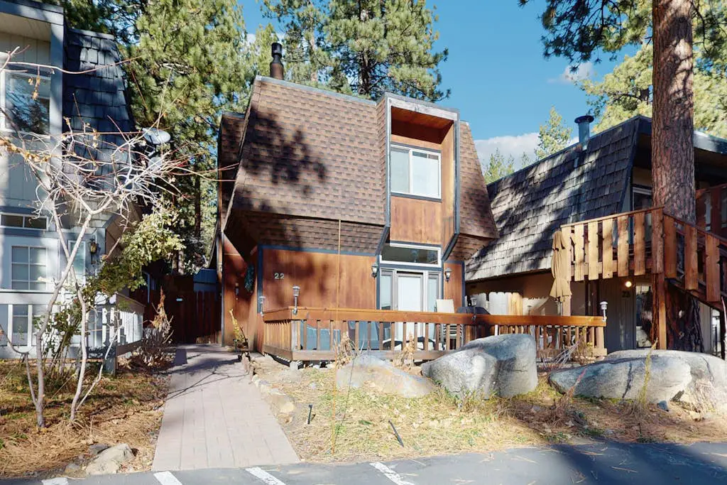 The Tahoe Nest