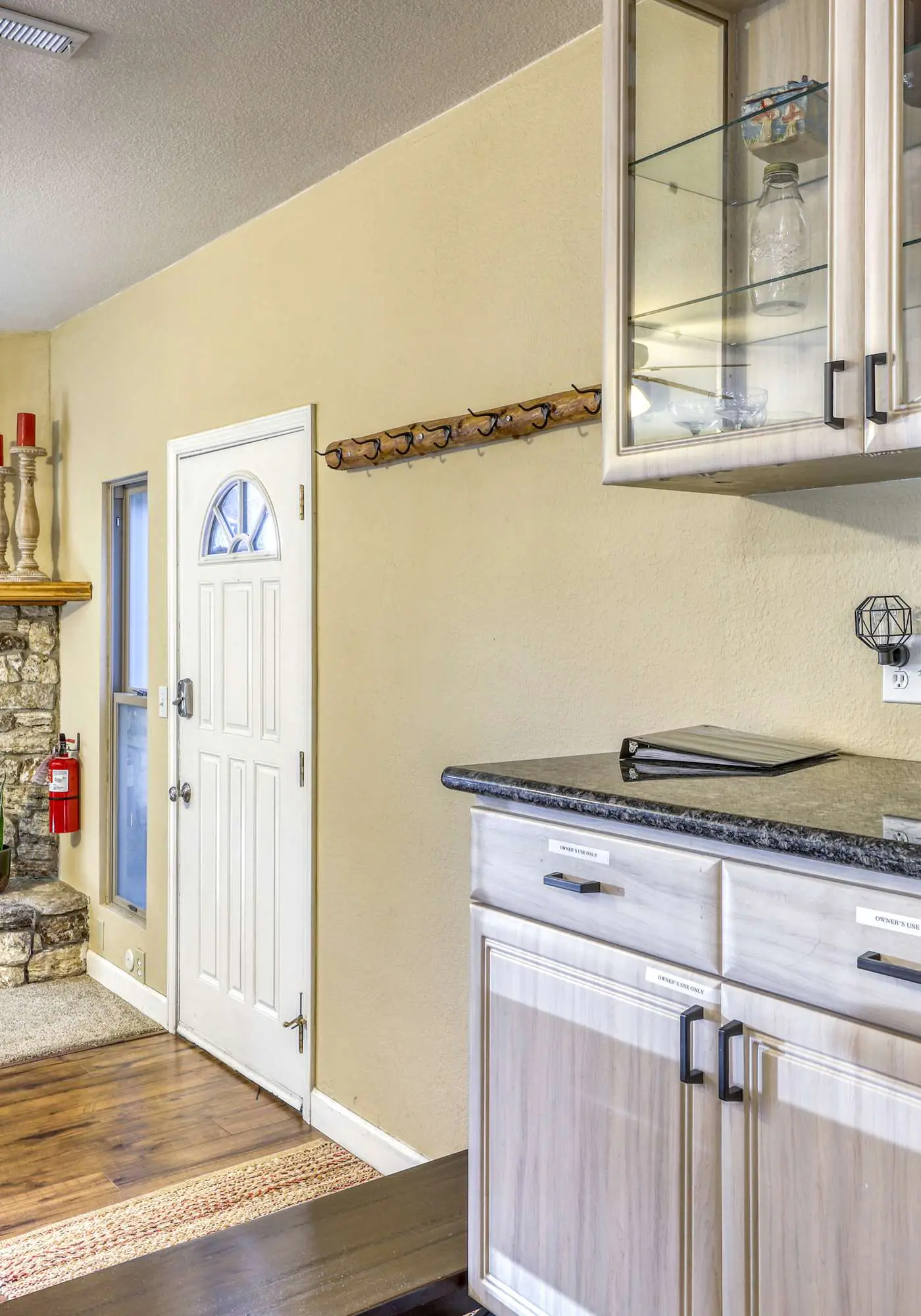 Charming townhouse in Incline Village with private hot tub & amazing location