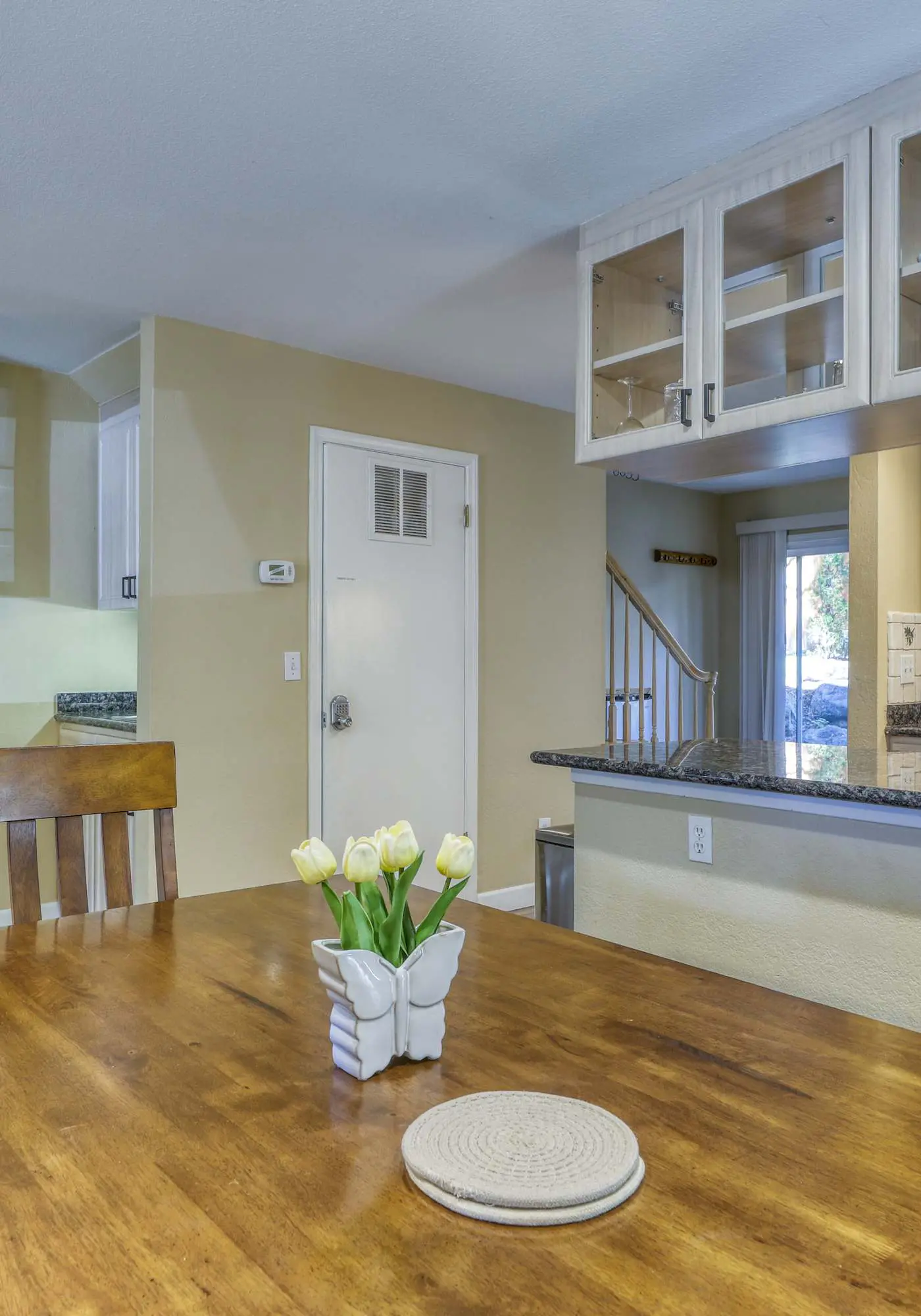 Charming townhouse in Incline Village with private hot tub & amazing location