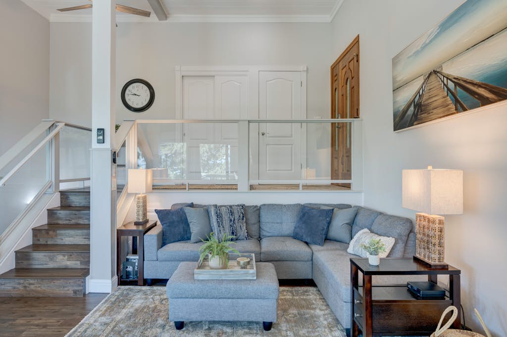 Stylish home near the lake and slopes with WiFi, furnished deck & fireplace