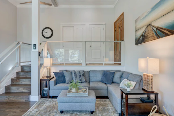 Stylish home near the lake and slopes with WiFi, furnished deck & fireplace