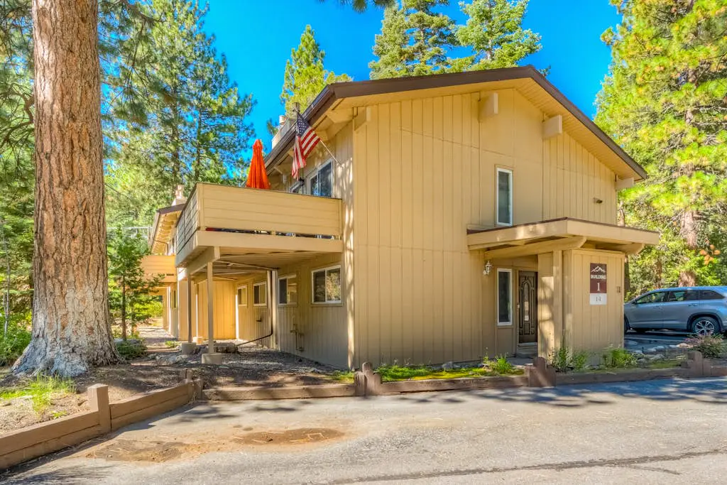 Incline Village Charmer