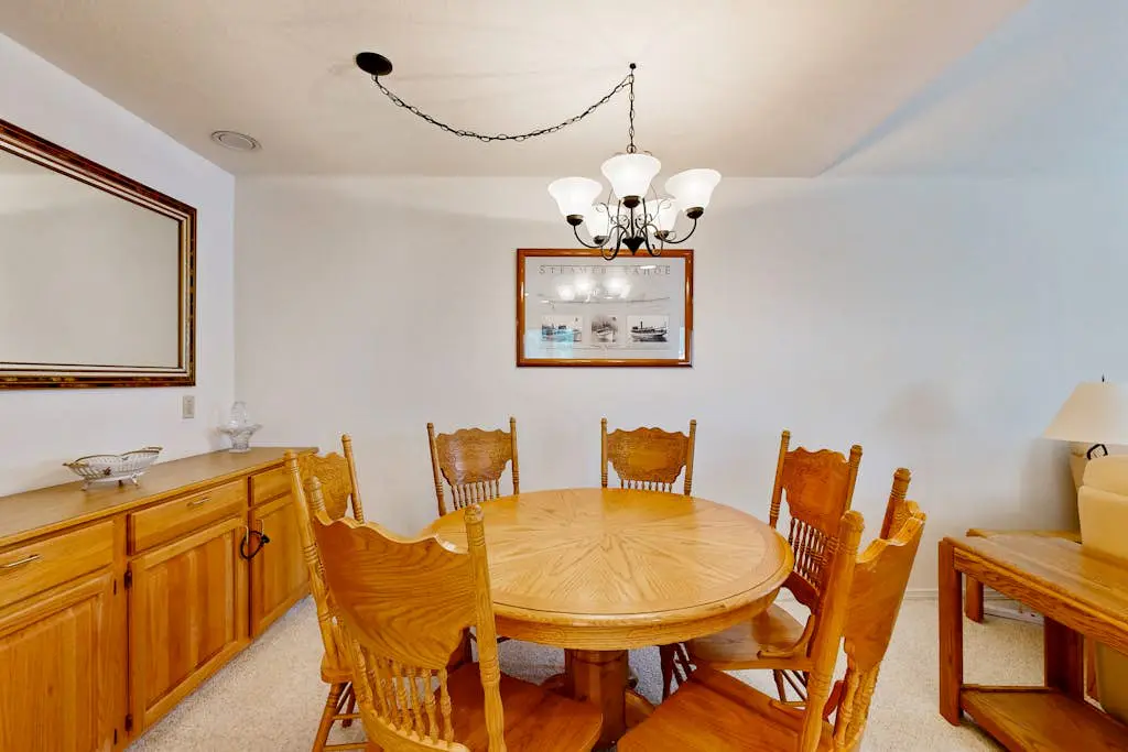 Updated townhouse with deck & fireplace - walk to lake, shopping, and dining