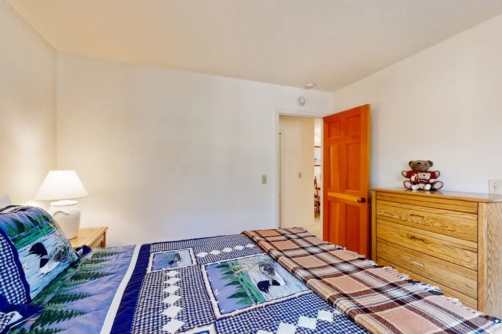 Updated townhouse with deck & fireplace - walk to lake, shopping, and dining