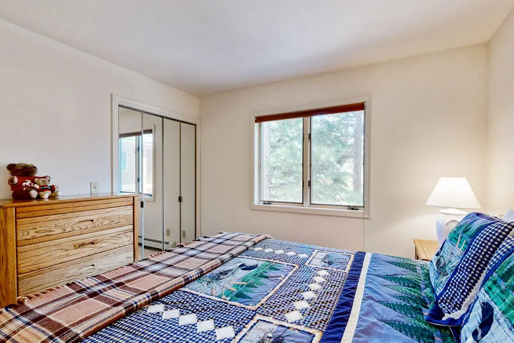 Updated townhouse with deck & fireplace - walk to lake, shopping, and dining