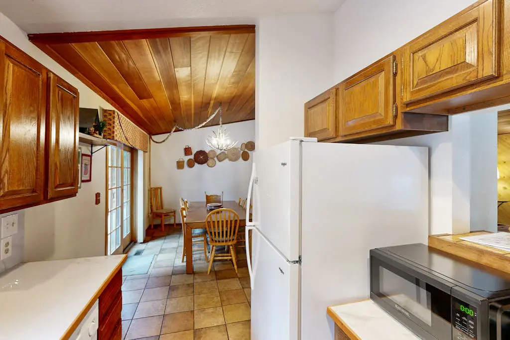 Dog-friendly retreat in Incline Village with fireplace & washer&dryer