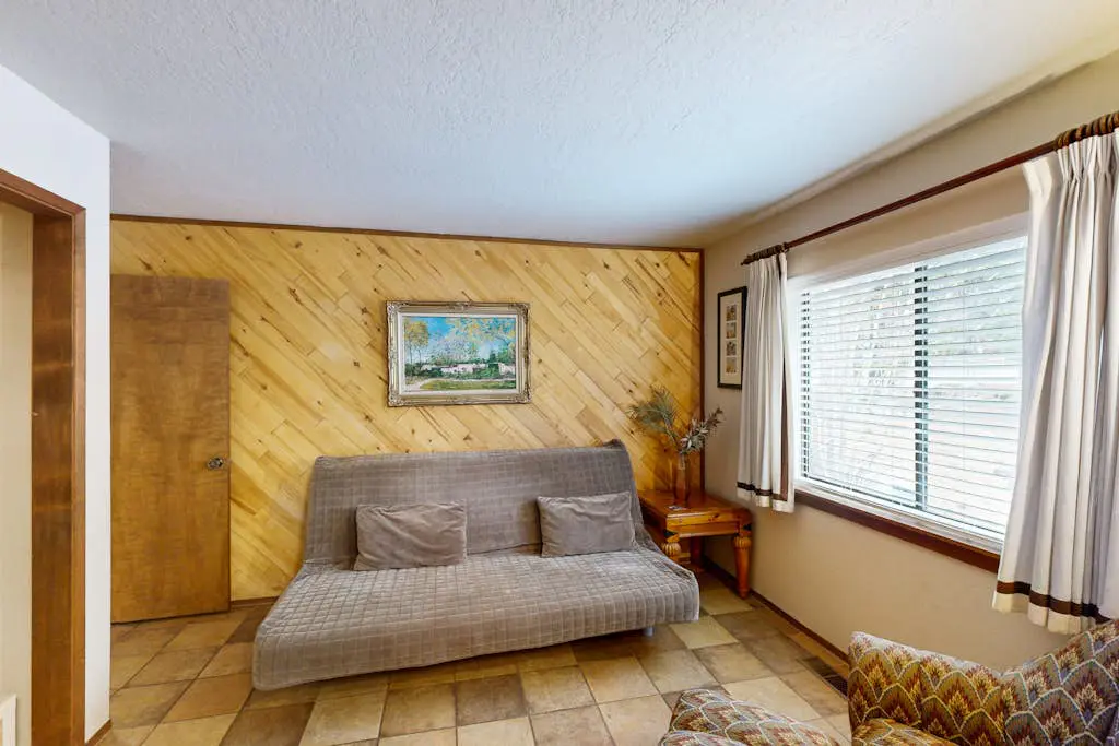 Dog-friendly retreat in Incline Village with fireplace & washer&dryer