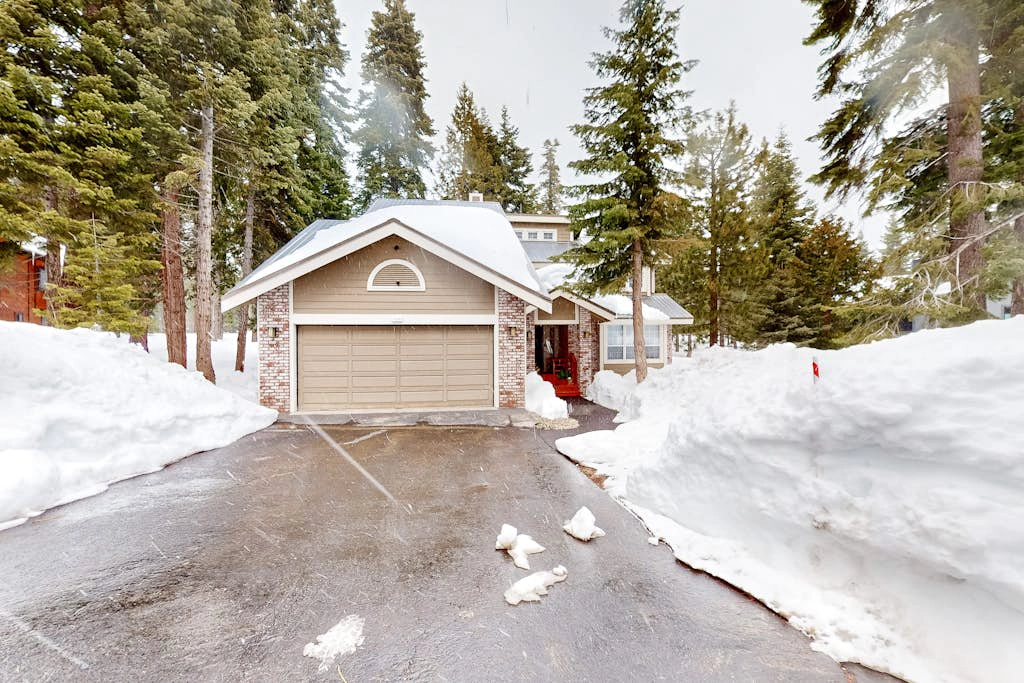 Blue Skies & Bay Bliss