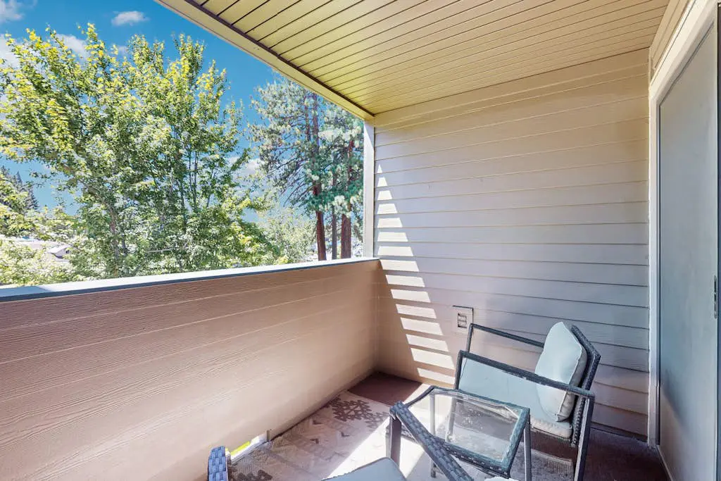 Lakefront resort condo 1 mile from Heavenly Ski Resort with free shuttle