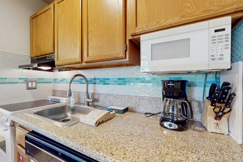 Lakefront resort condo 1 mile from Heavenly Ski Resort with free shuttle