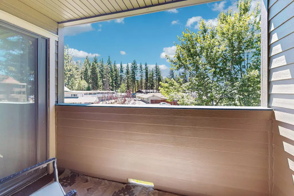 Lakefront resort condo 1 mile from Heavenly Ski Resort with free shuttle