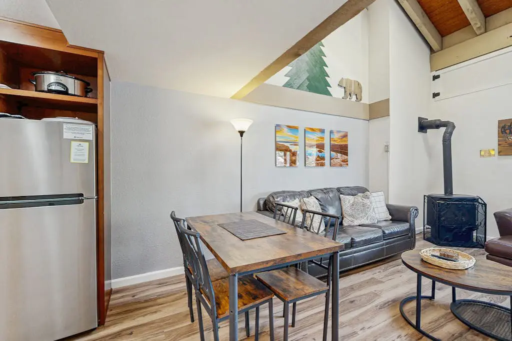 Lodge - 1 Bedroom with Loft
