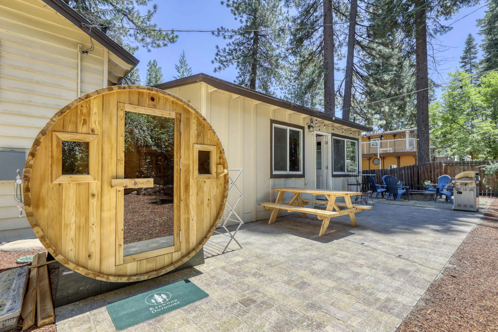 Complimentary paddle boards and a relaxing sauna just steps from Lake Tahoe.