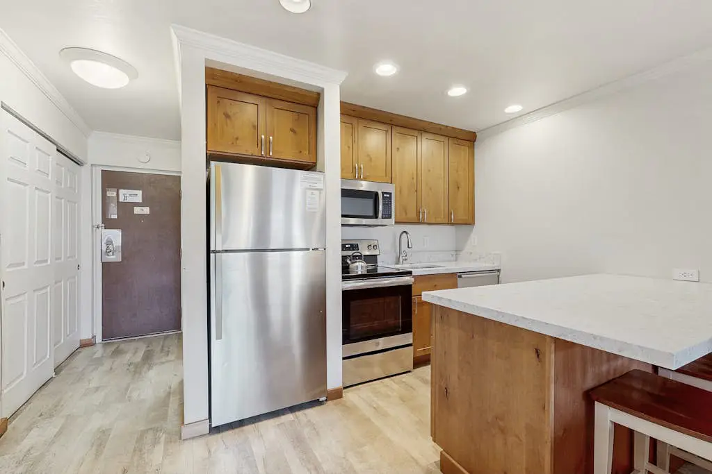 Lakeland Village 126