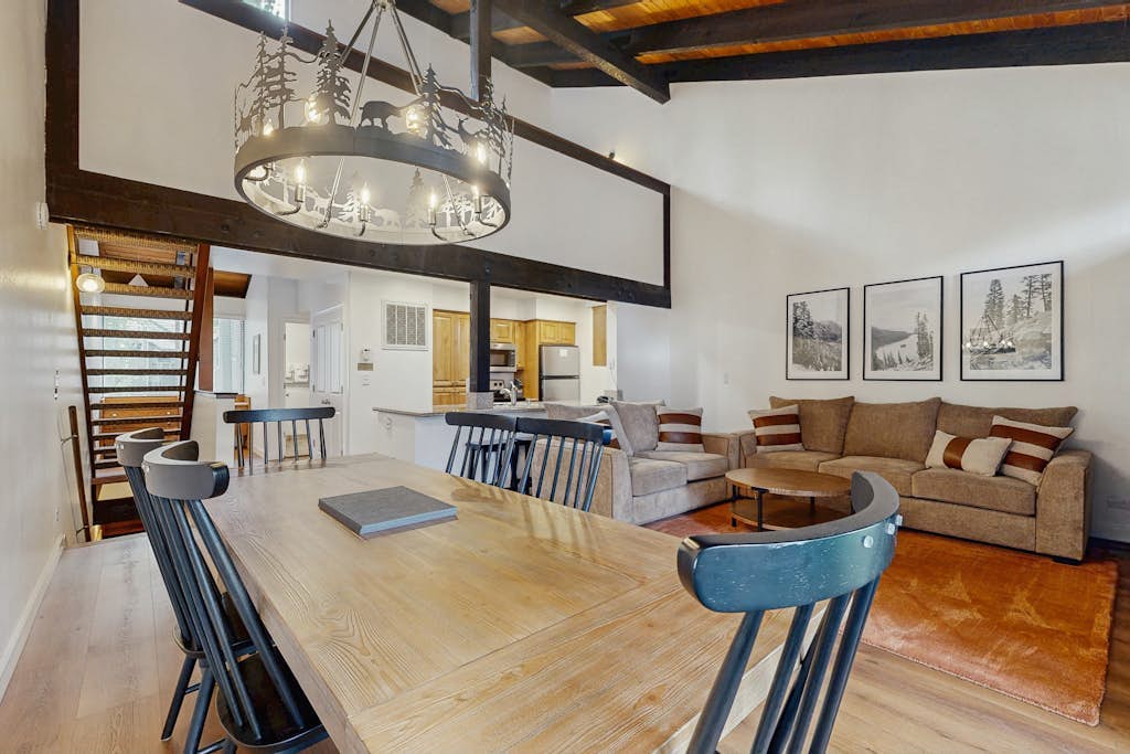 Fun at your fingertips with private beach access & lakefront pool - near skiing