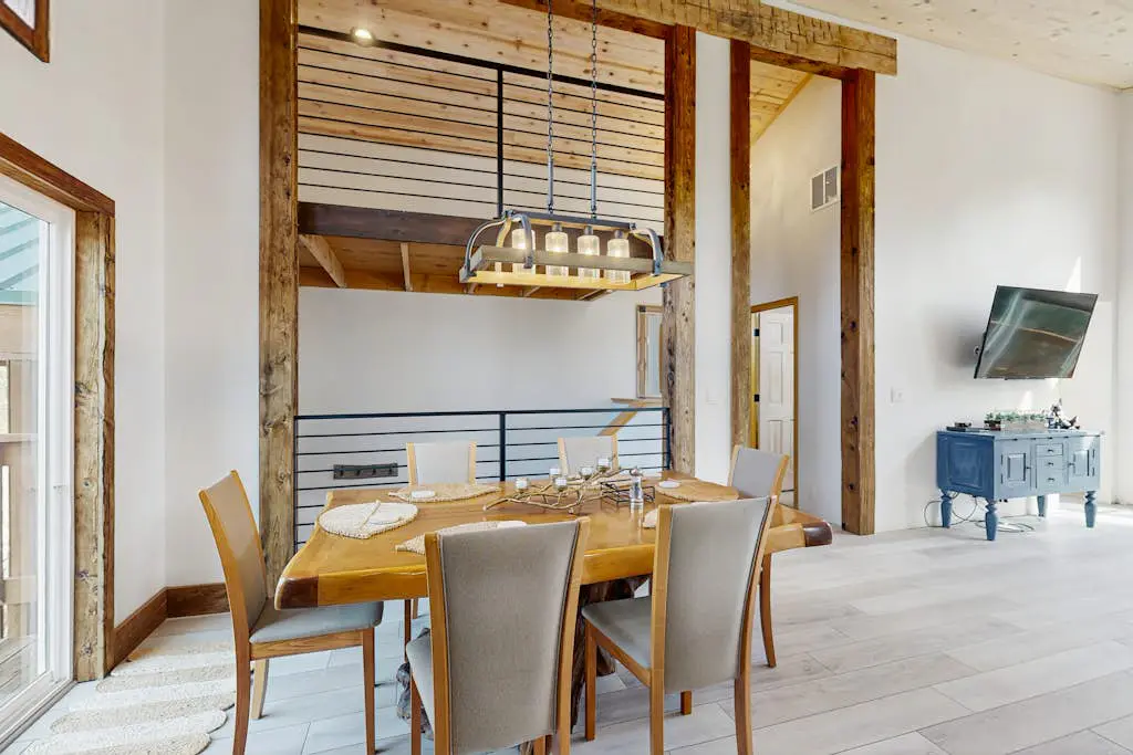 Hillside Chalet